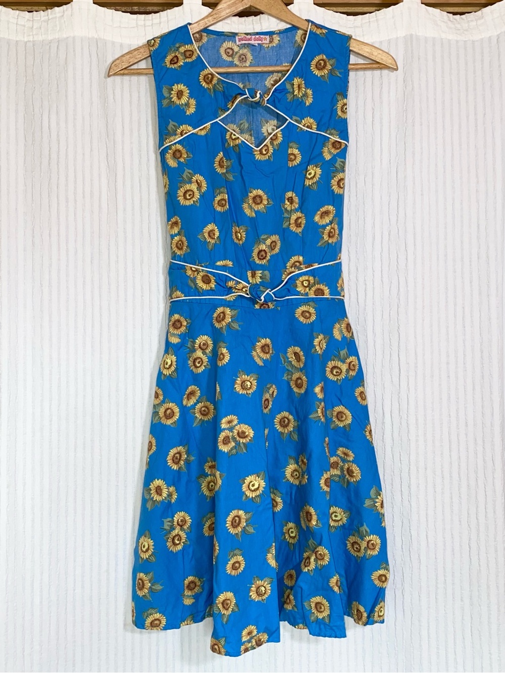 Trollied Dolly | Sunflower Print Sleeveless Midi Retro 50s Style Dress